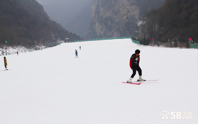 西安旅游-滑雪温泉-太白山国家森林冬季跨年休